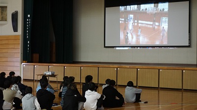 部活動・学校行事の紹介動画を視聴　写真